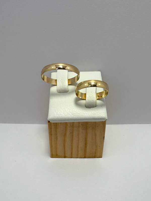 Argollas de Matrimonio Oro 18k Media Caña 4mm/4g