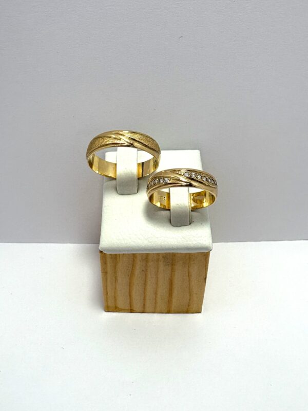 Argollas de Matrimonio Oro 18K Circón/Ola