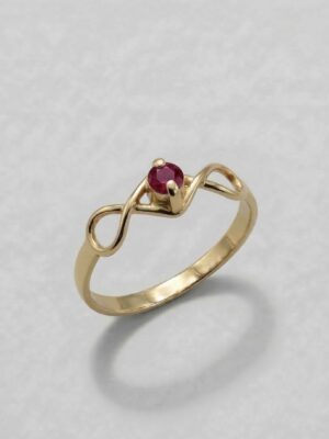 Anillo juvenil Oro 18k Infinito rubí 1.1gr